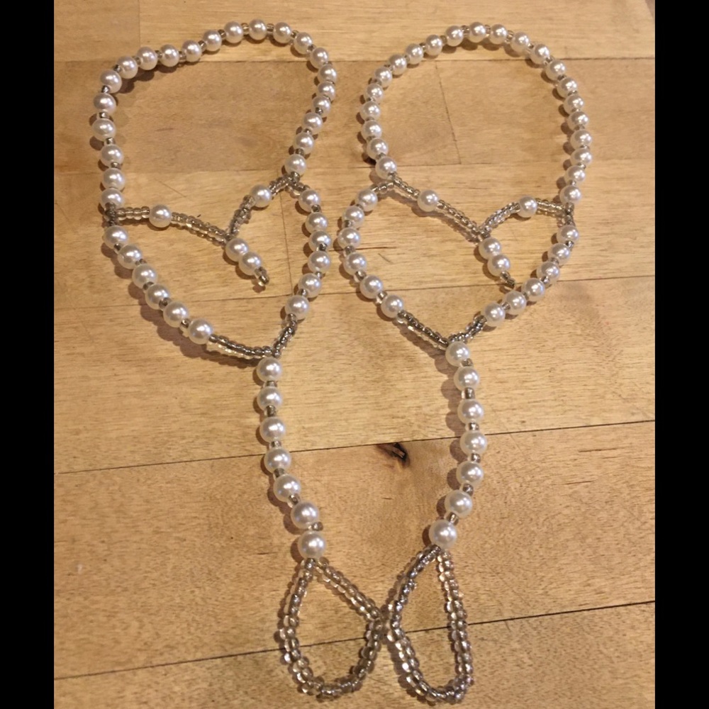 Beaded Heart-Shaped Footless Sandals Wedding Beach - Picture 2 of 3
